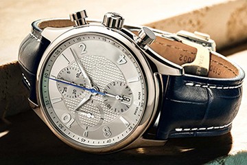 济南劳力士表冠掉了进水维修